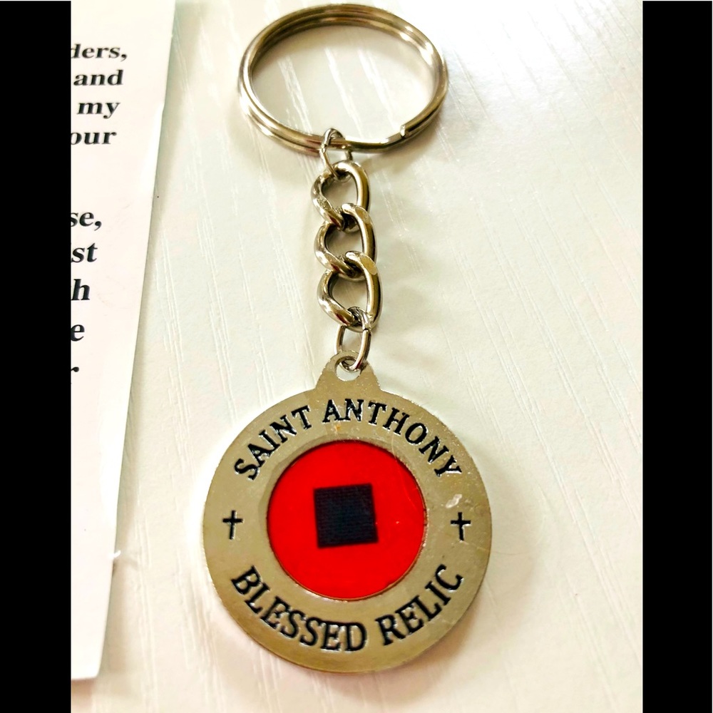 Blessed Saint Anthony relic keychain set and prayer card.Silvertone double sided - Picture 7 of 11